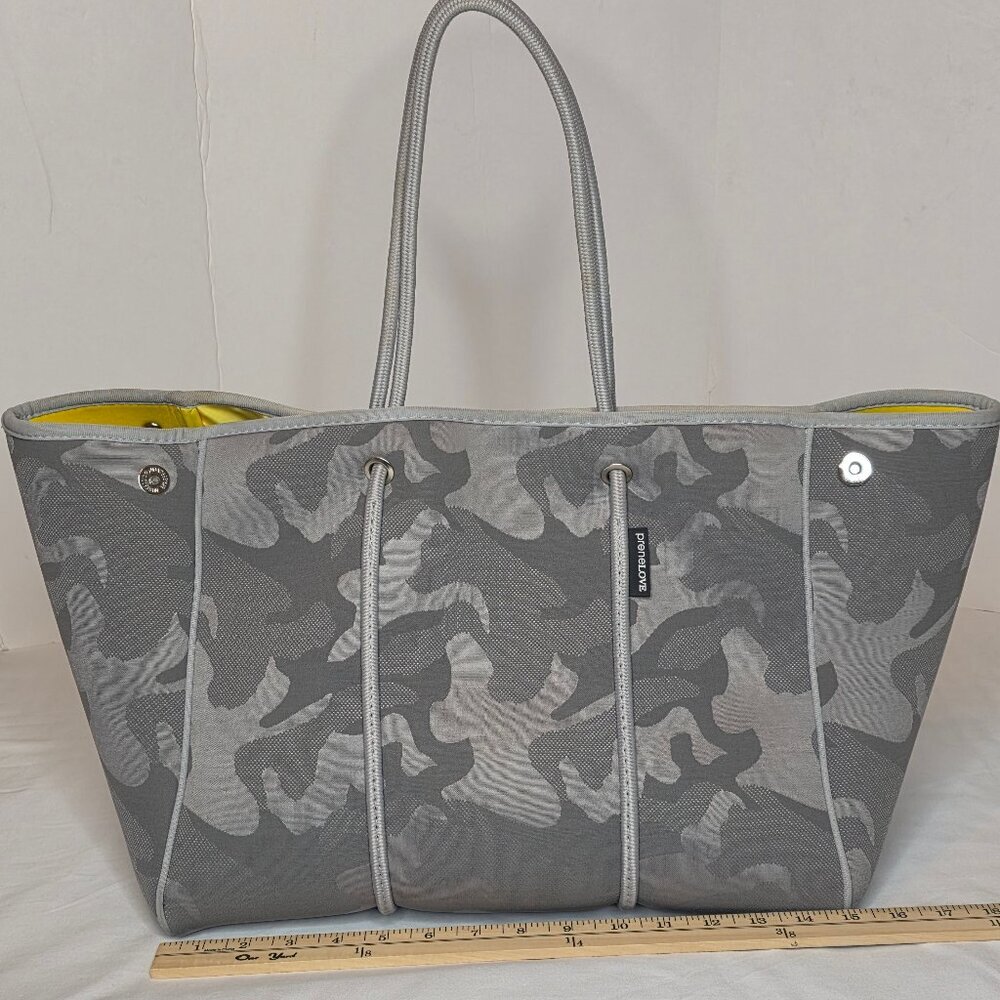 Prenelove Gray Camo/Yellow Interior Large Tote Bag